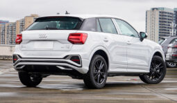 
										New Audi Q2L full									