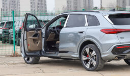 
										New Audi Q5L Sportback full									