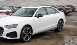 
										New Audi A4L full									
