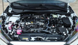 
										New Toyota Corolla Cross SUV full									